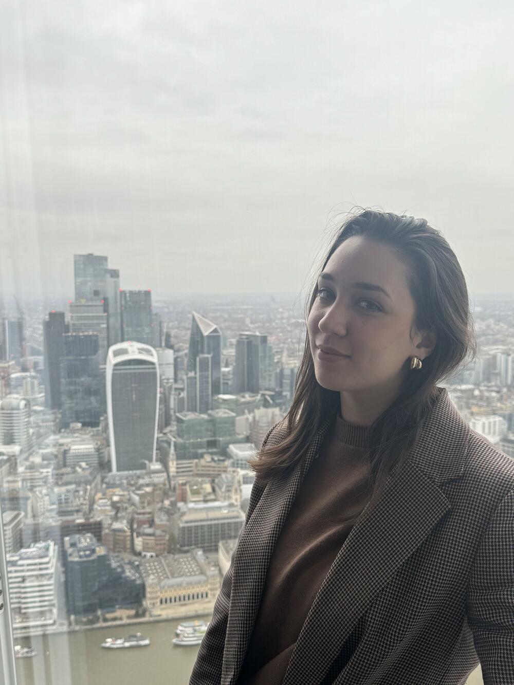 Iz Podgorice u svijet ekonomije: Elena Đukanović studira na UCL-u,...