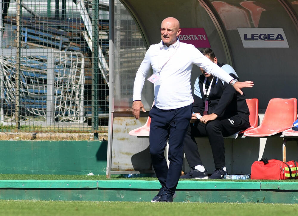 <p>Nikšićani remizirali sa Jezerom, Barani bolji od Mladosti - trka za titulu dobila novu dimenziju</p>