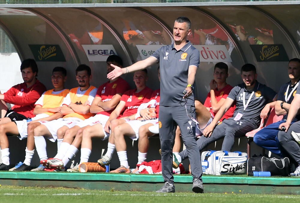 <p>Nikšićani remizirali sa Jezerom, Barani bolji od Mladosti - trka za titulu dobila novu dimenziju</p>