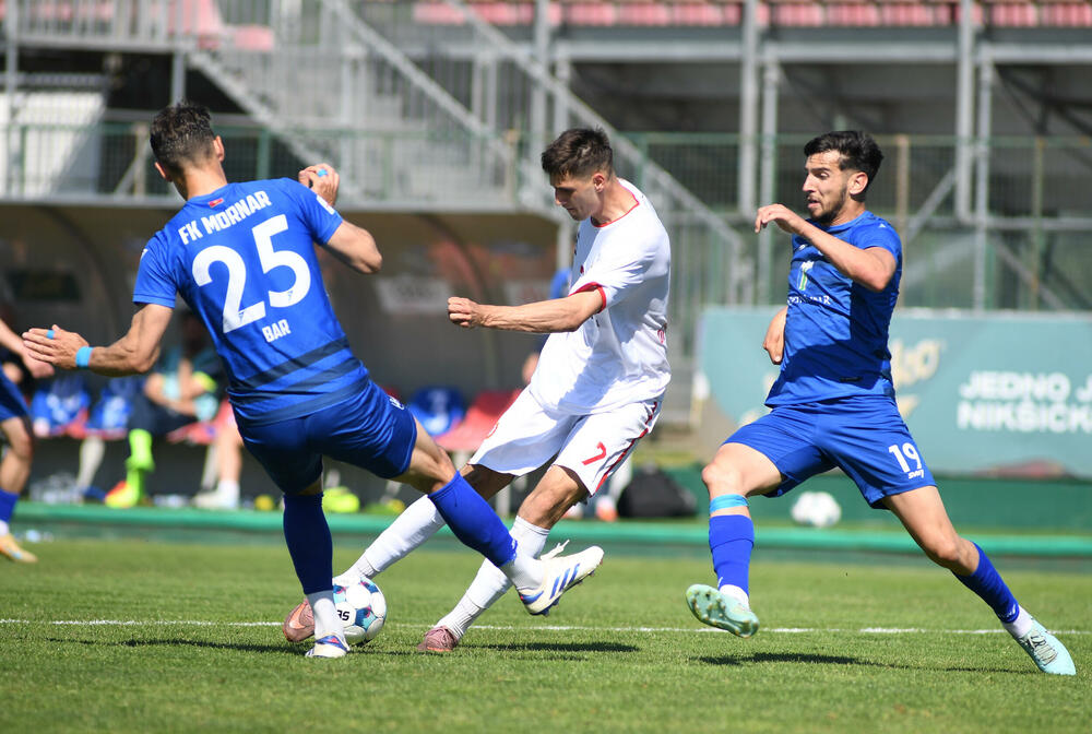 <p>Nikšićani remizirali sa Jezerom, Barani bolji od Mladosti - trka za titulu dobila novu dimenziju</p>
