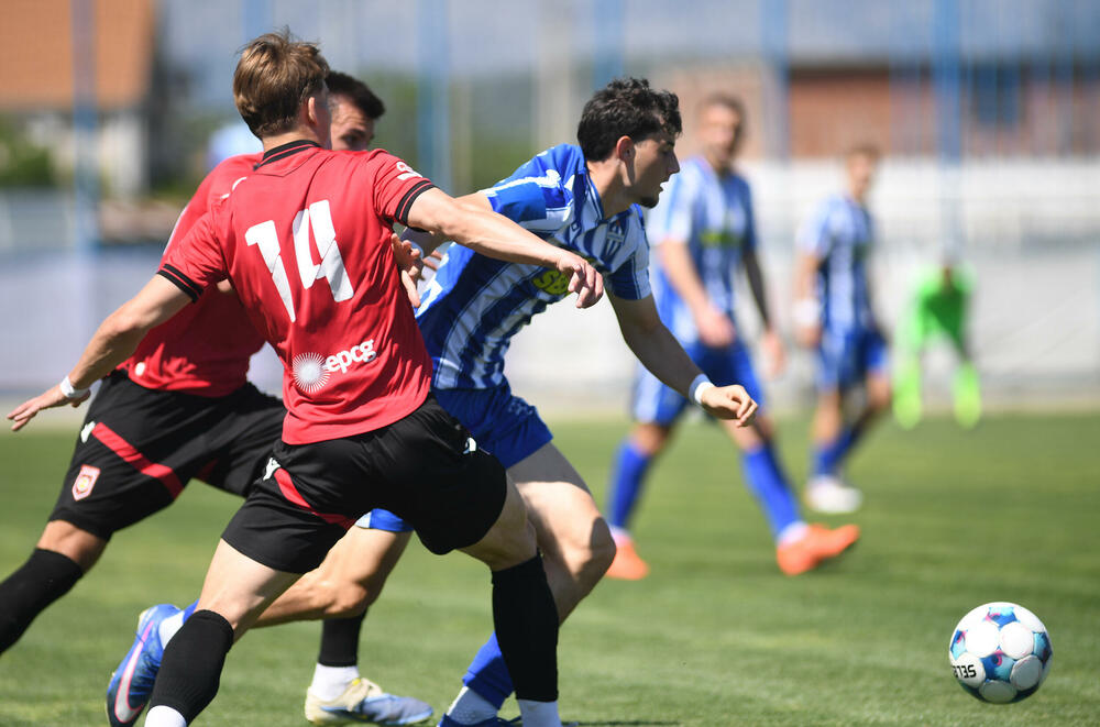 <p>Nikšićani remizirali sa Jezerom, Barani bolji od Mladosti - trka za titulu dobila novu dimenziju</p>