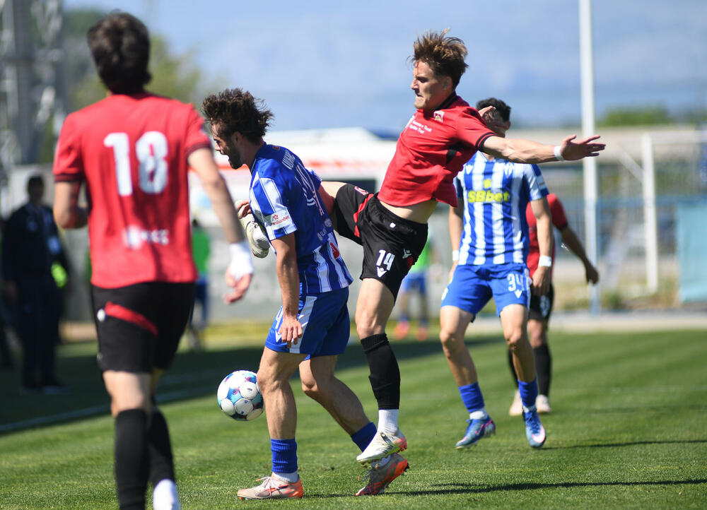 <p>Nikšićani remizirali sa Jezerom, Barani bolji od Mladosti - trka za titulu dobila novu dimenziju</p>