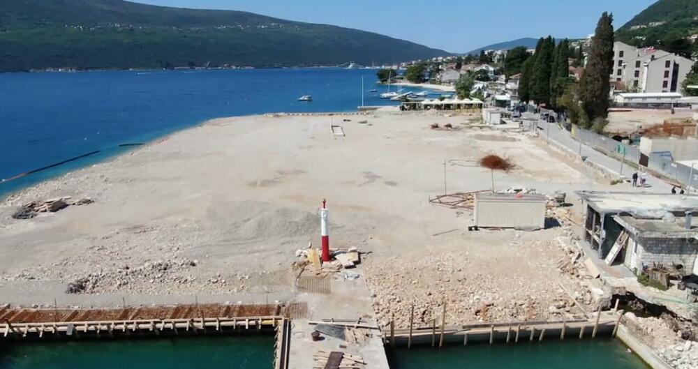 Popović do novog rješenja ne može nastaviti gradnju