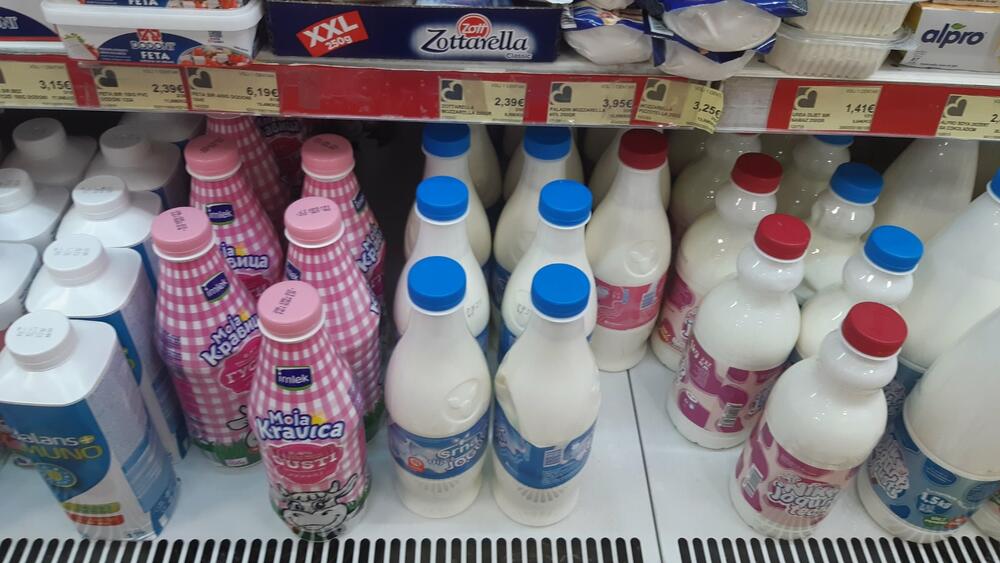 Od viška mlijeka praviće dugotrajno u tetrapaku