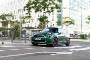 Mini Cooper C &ndash; Tvoj MINI trenutak koji te čeka