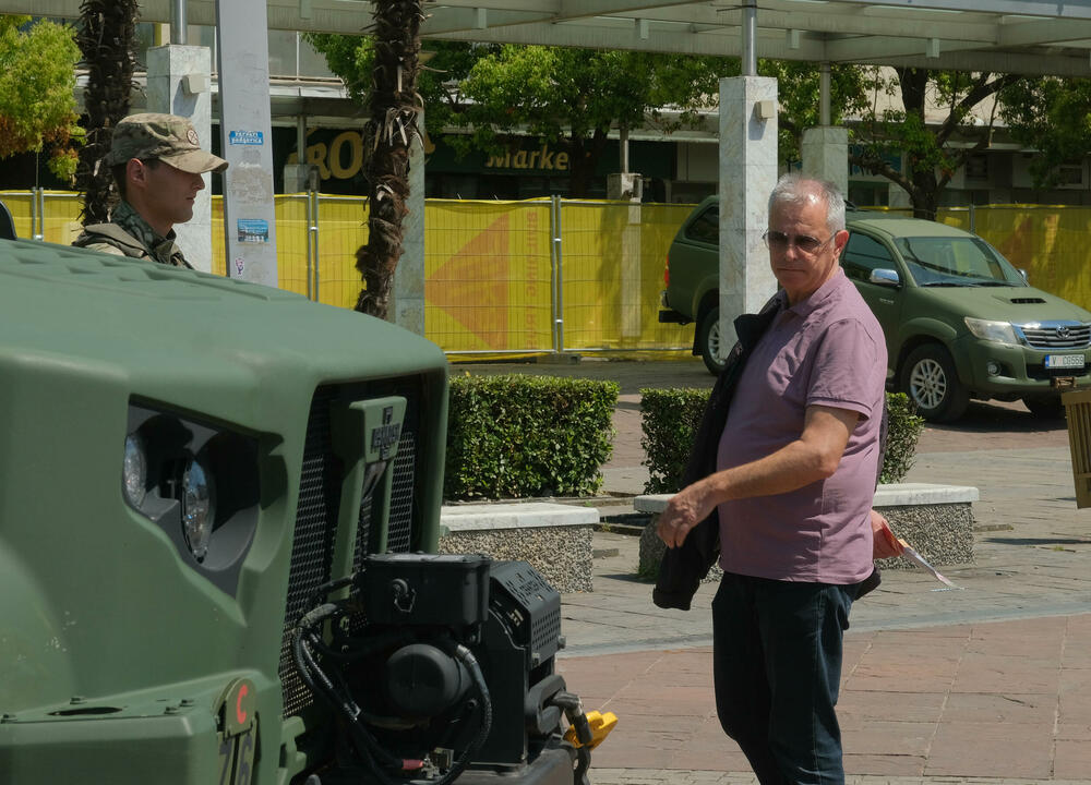 <p>Posjetioci imali priliku i da se upoznaju sa sredstvima i tehnikom Vojske Crne Gore</p>  <div contenteditable="false" tabindex="-1"> </div>