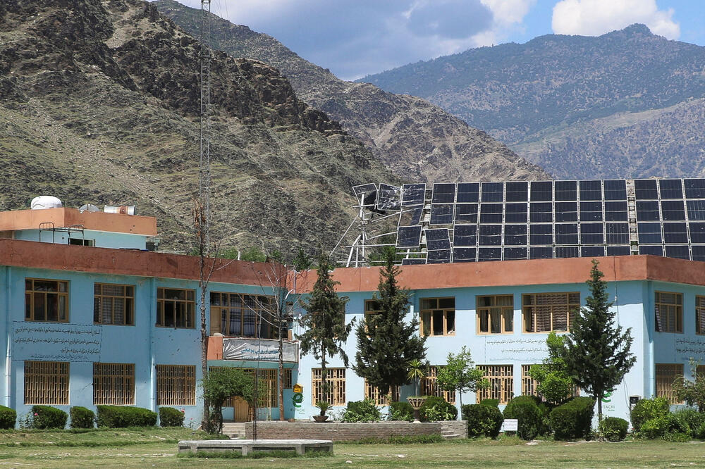 Oštećeni dio Univerziteta Sayed Jamaluddin Afghani, koji je, prema navodima avganistanskih zvaničnika, oštećen u prekograničnom granatiranju iz Pakistana, fotografija od 29. aprila 2026., Foto: Reuters