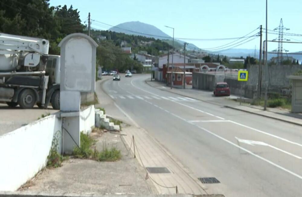 Crna tačka u Sutomoru - signalizacija nije dovoljna, posebno tokom...