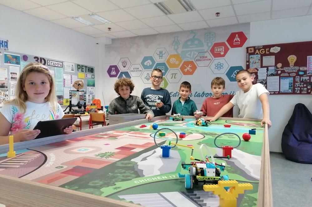 Dio robotičke sekcije, Foto: Marija Pešić