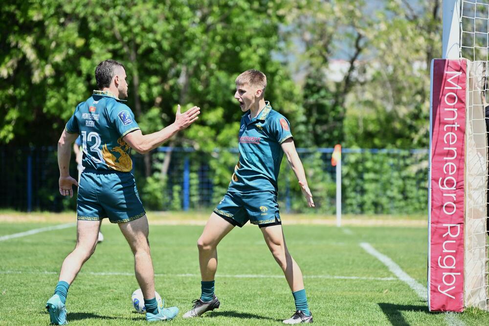 <p>Meč je odigran na stadionu Otranta u Ulcinju pred oko 200 gledalaca.</p>