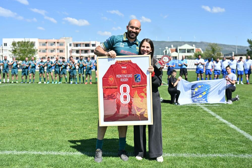 <p>Meč je odigran na stadionu Otranta u Ulcinju pred oko 200 gledalaca.</p>