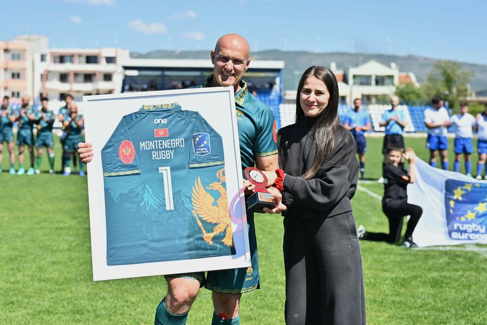 <p>Meč je odigran na stadionu Otranta u Ulcinju pred oko 200 gledalaca.</p>