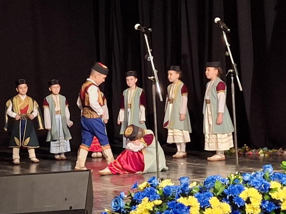 <p>Centralna svečanost povodom Dana Evrope, održana je u Centru za kulturu Kolašin, uz prisustvo predstavnika državnih institucija, Delegacije Evropske unije u Crnoj Gori, lokalne samouprave, obrazovnih ustanova i brojnih građana</p>