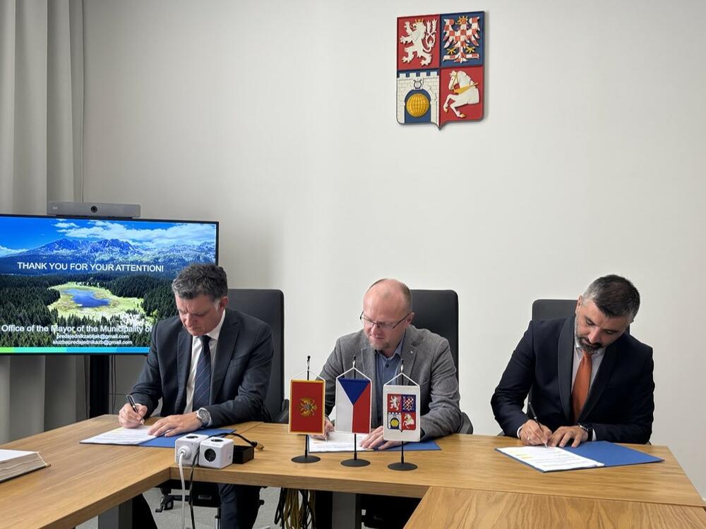 Tivat i Žabljak potpisali Memorandum o saradnji sa Pardubičkom...
