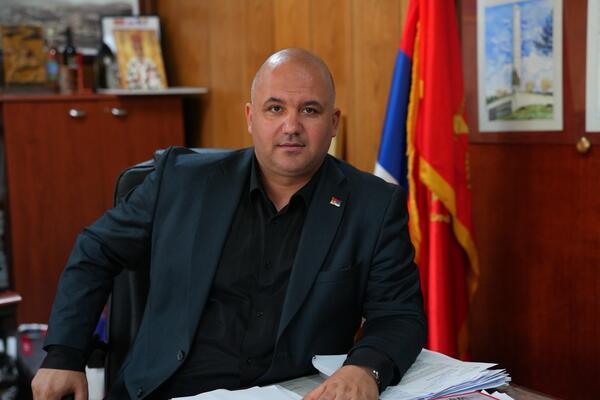 Вранеш попросив UP схвалити концерт Baja Mali Knindža 21-го числа....