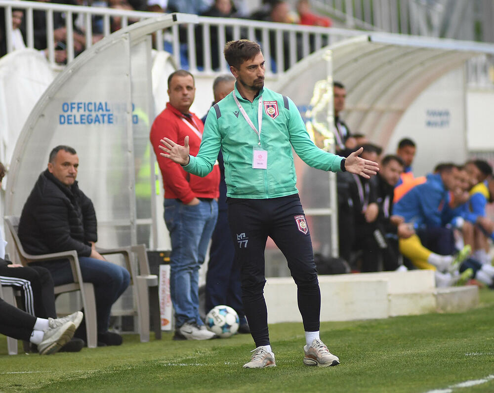 <p>Tim iz Tuzi u dva meča bolji od drugoligaša Otranta, u revanšu slavio 1:0 golom Petra Sekulovića iz penala</p>