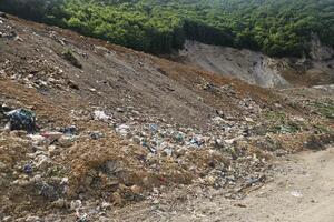 Prekinuta blokada odvoza otpada u Bijelom Polju: Državna...