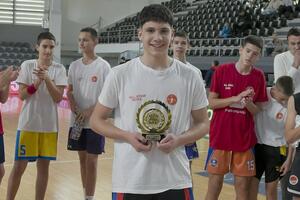 Petar želi stopama popularnog Brade
