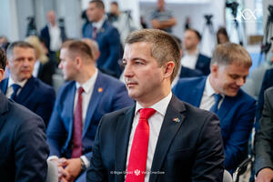 Bečić: Vlada dala saglasnost MUP-u da raspiše javni poziv za...
