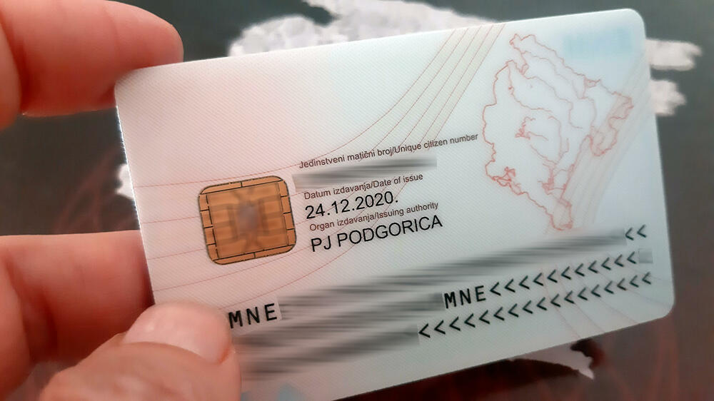 Digitalni sertifikati nalaze se na čipu, na poleđini lične karte