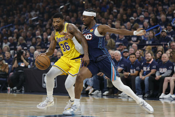Lakers-Trainer gibt Schiedsrichtern die Schuld, Oklahoma sagt, das Beste...