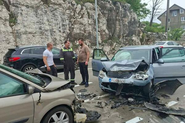 Krušev Ždrijel'deki kazada üç kişi yaralandı