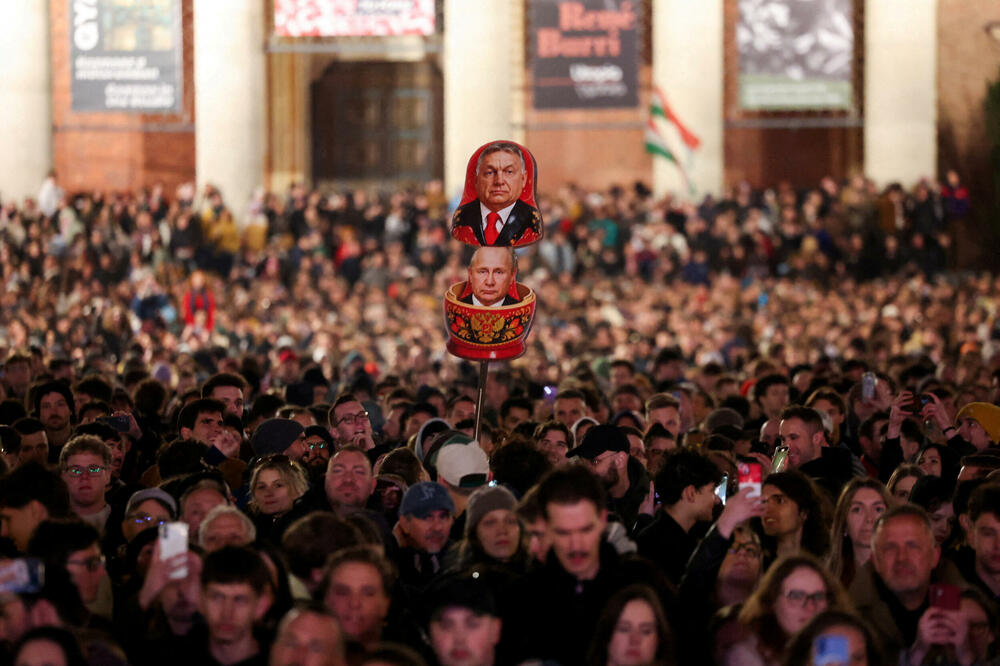 Protest protiv Orbana u Budimpešti 10. aprila