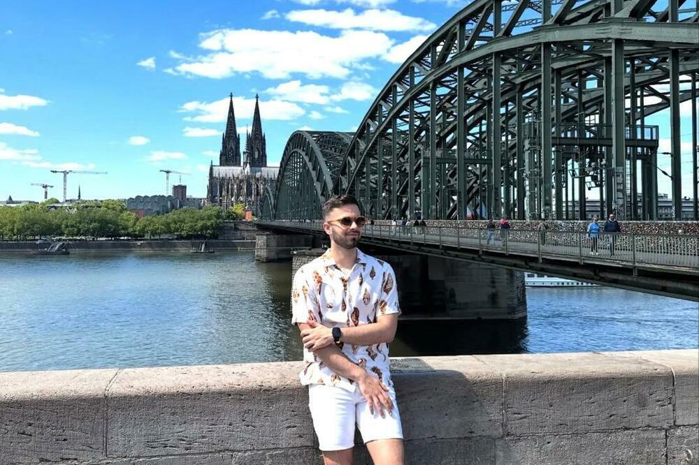 Marko Vulević kraj mosta ljubavi &ldquo;Hohenzollernbr&uuml;cke&rdquo;, Foto: Marko Vulević