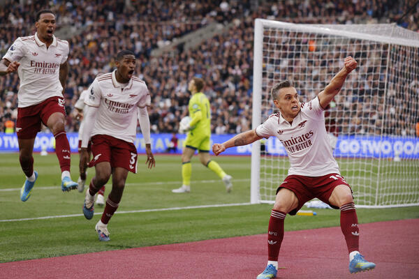 One hundred minutes of drama that brought Arsenal two steps away from paradise, and...