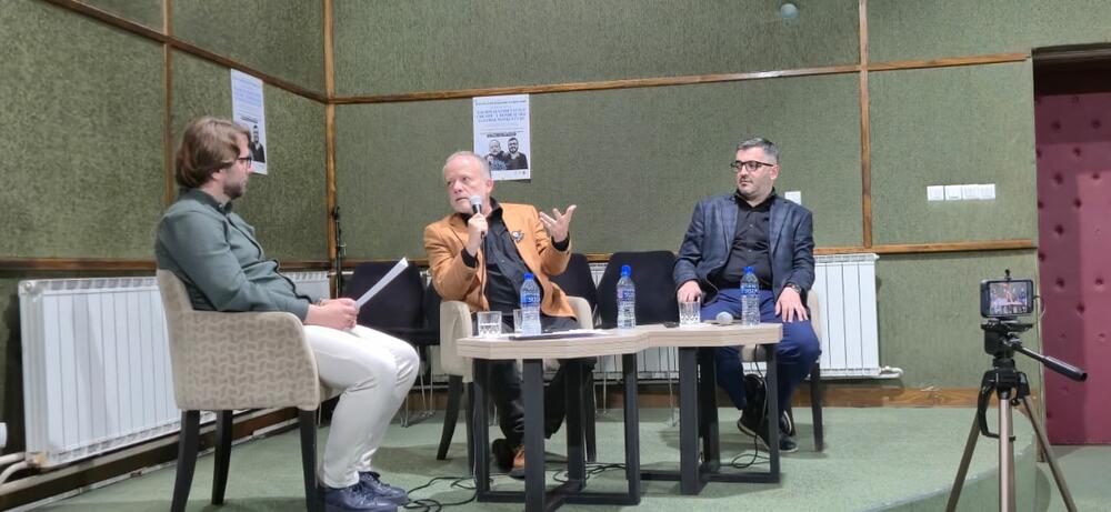 Održana tribina o identitetu u okviru manifestacije Dani kulture...