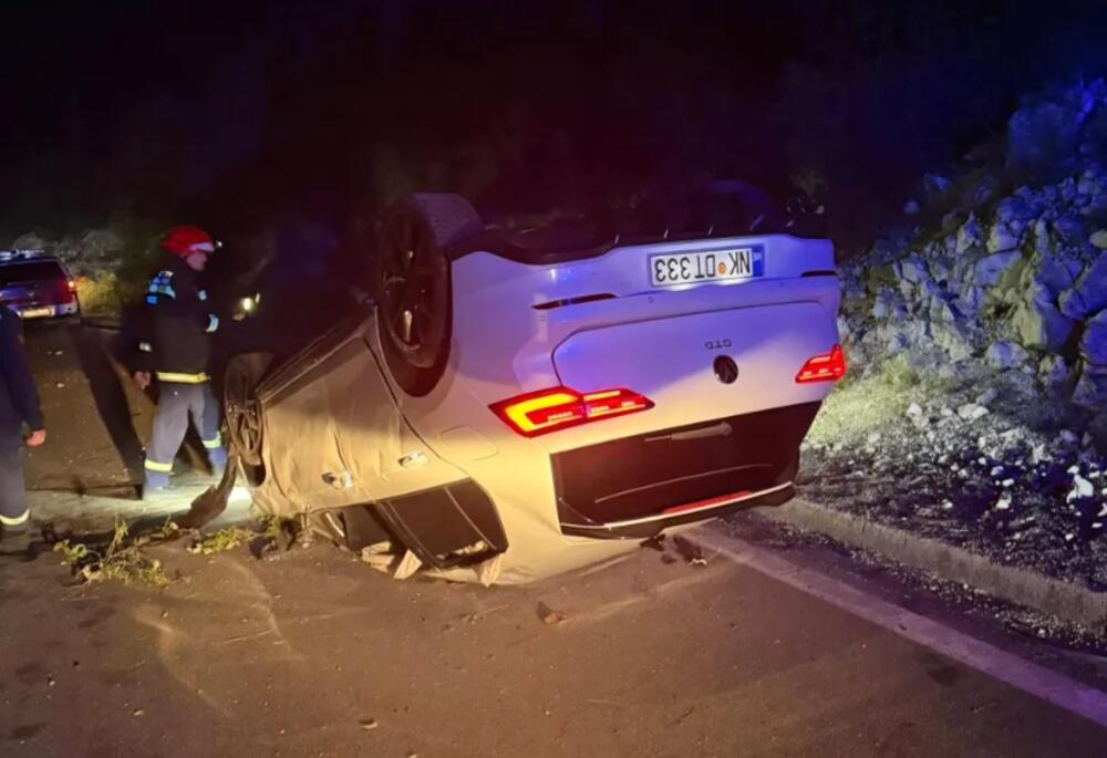 <p>Cetinjski list objavio je da je taj požar izbio na placu automobila u blizini Kruševog ždrijela, gdje je bila parkirana i jahta</p>