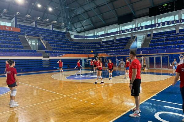 Montenegrin ladies ready for a historic summer