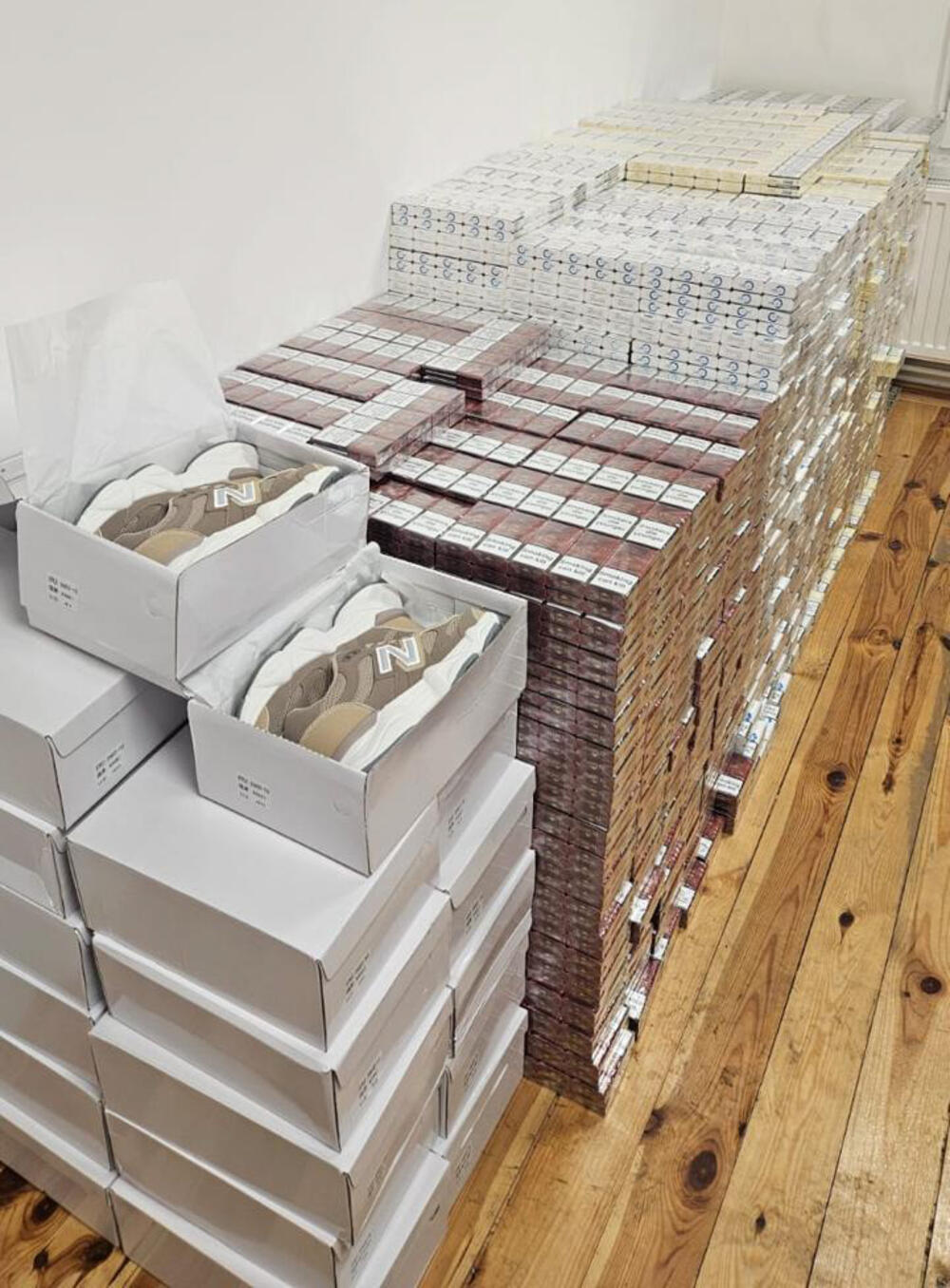 Uhapšen Rožajac, pretresom pronađene cigarete vrijednosti 45.000...