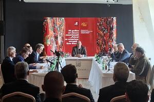 Dvije decenije nezavisnosti: Povratak izvornim vrijednostima 21....