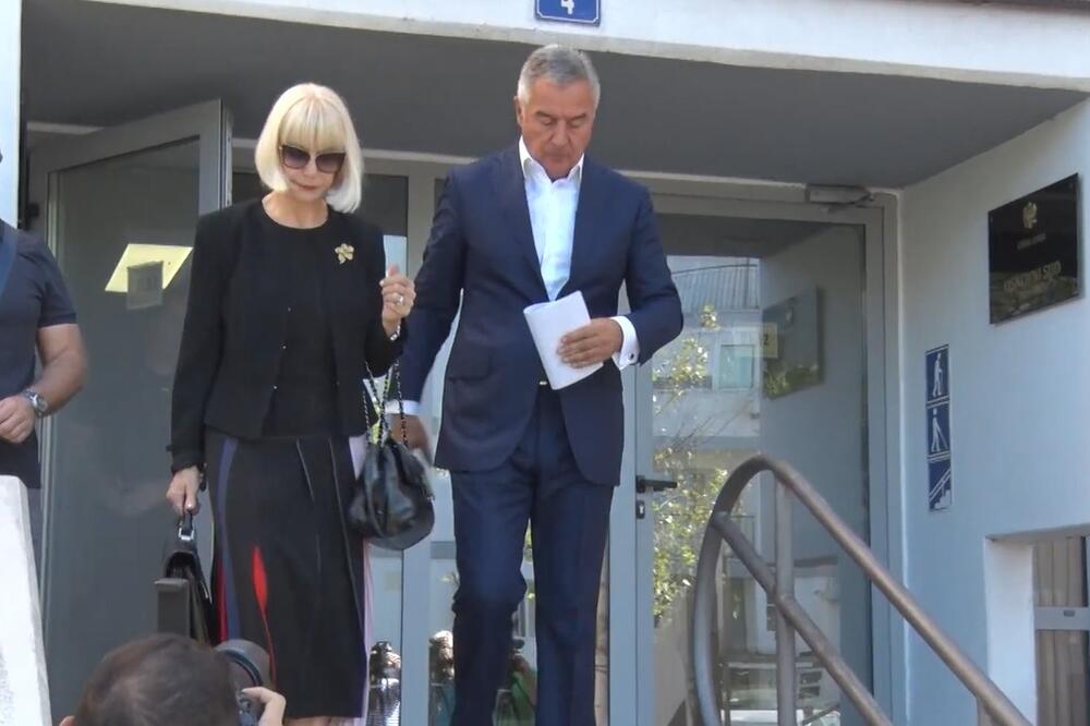 Ana i Milo Đukanović, Foto: Printscreen/YouTube/TV Vijesti