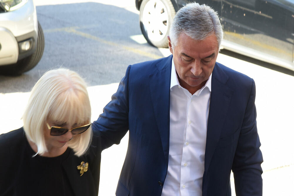&ldquo;Ne radi se o redovnoj pravnoj proceduri&rdquo;: Ana i Milo Đukanović, Foto: Luka Zekovic