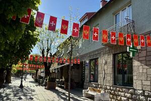 Decorating Kolašin on the eve of May 21st: Celebration and decoration...