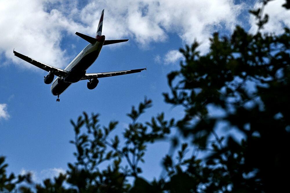 Velika Britanija i Evropa posebno zavise od avio-goriva iz Ormuskog moreuza, Foto: Ben STANSALL/AFP via Getty Images