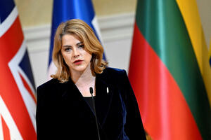 Zalutali ukrajinski dronovi oborili vladu u Letoniji