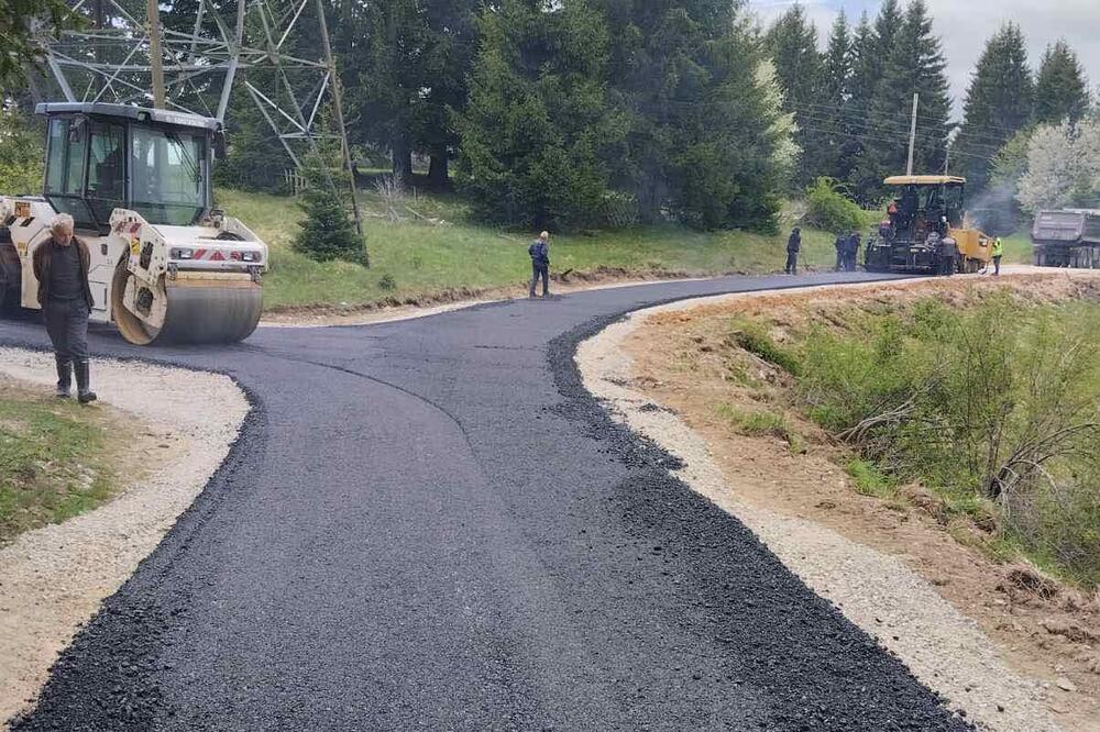 Završavaju put na Kovrenu, Foto: Jadranka Ćetković