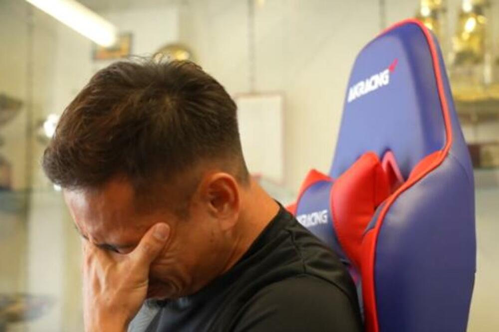 Nagatomo nije mogao da sakrije suze, Foto: Printscreen/x.com/fctokyoofficial
