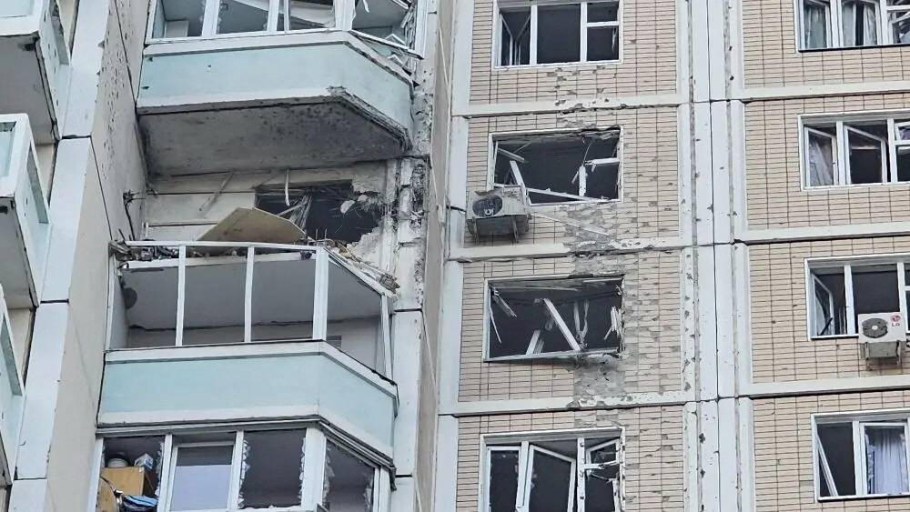 <p>Tri osobe su poginule u Moskovskoj oblasti i jedna u Belgorodskoj oblasti, prenosi Rojters</p>
