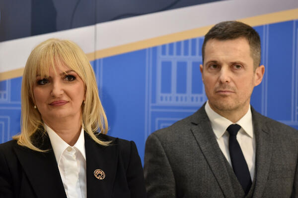 Они ищут подходящего кандидата на должность заместителя Боровинича Бойовича: в правительстве Подгорицы...