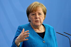 Merkel: EU treba da razgovara sa Rusijom