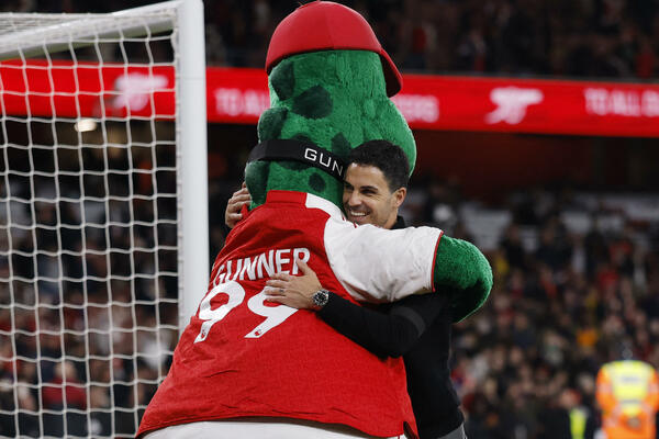 Arsenal srušio Barnli, može da bude šampion i prije posljednjeg...