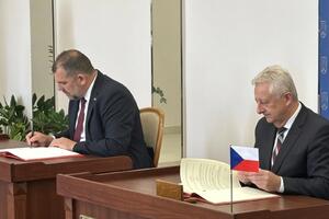 Potpisan sporazum o odbrambenoj saradnji Crne Gore i Češke