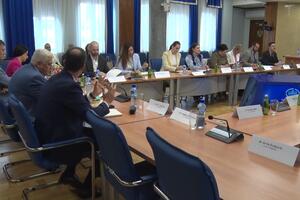 Jedni u klin, drugi u ploču o OKU: Predložena obračunska...
