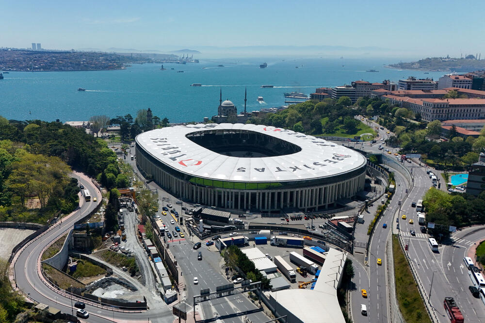 Stadion na Bosforu je preman za veliku bitku, Foto: Mehmet Caliskan/Reuters