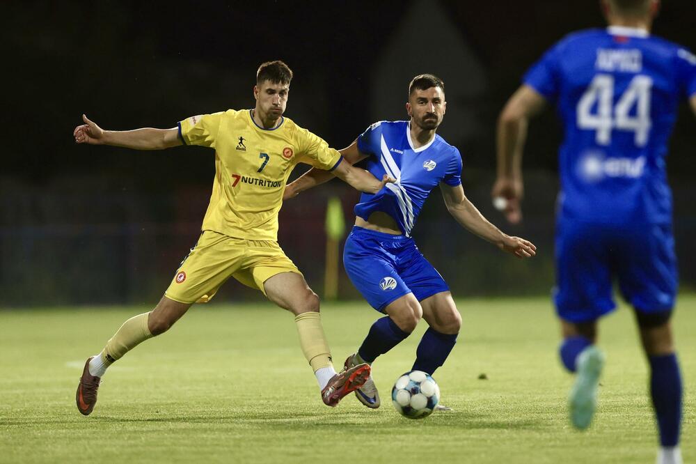 <p>Fudbaleri Sutjeske su stigli do šeste titule prvaka Crne Gore u istoriji.</p>  <p>Nikšićani su večeras u Danilovgradu savladali Mladost Lob.bet 1:0 pa kolo prije kraja imaju šest bodova više od drugoplasiranog Mornara.</p>  <p>Jedini strijelac na "Stadionu braće Velašević" bio je Andrija Ražnatović koji je postigao deveti gol u šampionatu ove sezone.</p>
