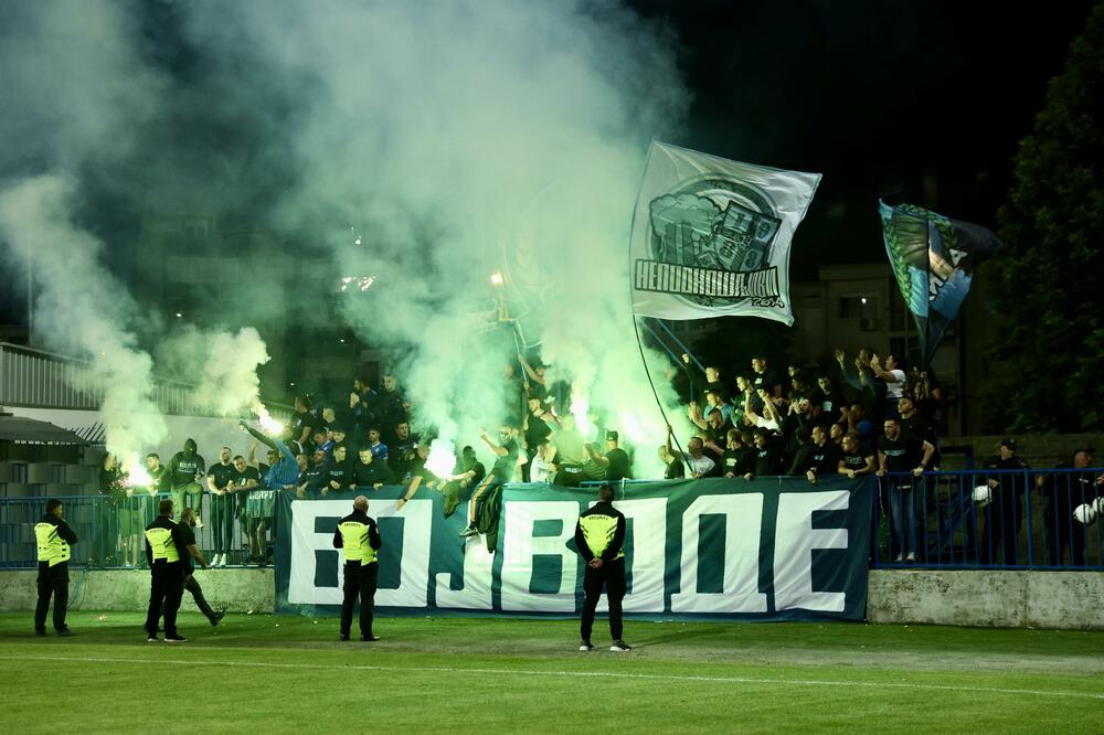 <p>Fudbaleri Sutjeske su stigli do šeste titule prvaka Crne Gore u istoriji.</p>  <p>Nikšićani su večeras u Danilovgradu savladali Mladost Lob.bet 1:0 pa kolo prije kraja imaju šest bodova više od drugoplasiranog Mornara.</p>  <p>Jedini strijelac na "Stadionu braće Velašević" bio je Andrija Ražnatović koji je postigao deveti gol u šampionatu ove sezone.</p>
